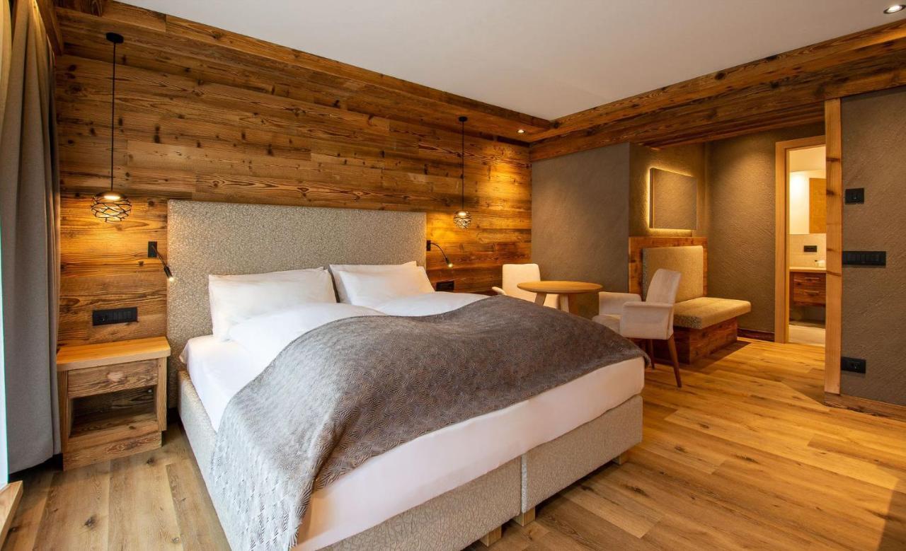 Hotel Villa Eden Corvara In Badia Extérieur photo