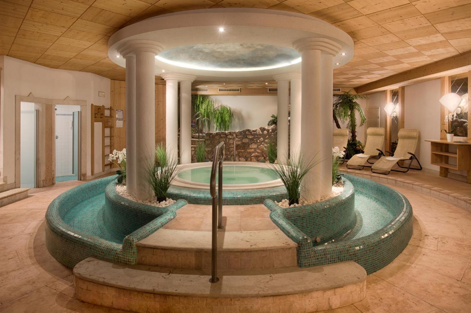 Hotel Villa Eden Corvara In Badia Extérieur photo